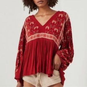 Spell & The Gypsy Jewel Smock Blouse in Red Sz S